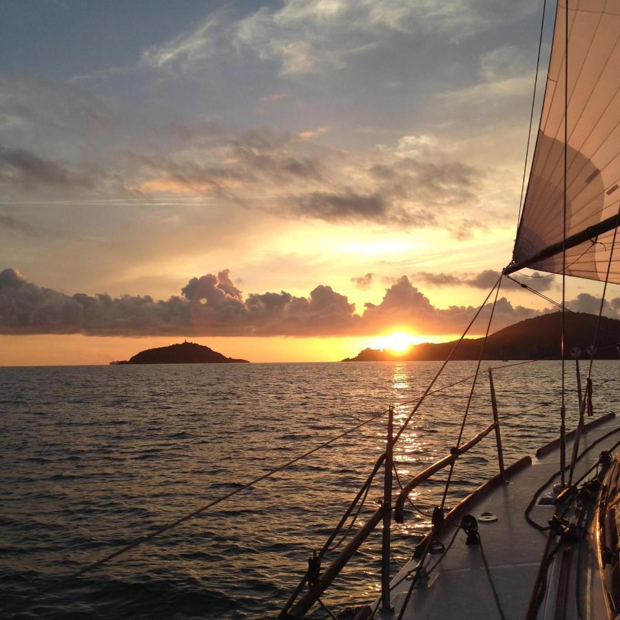 Hotel Bed And Boat Holiday La Spezia Exterior foto