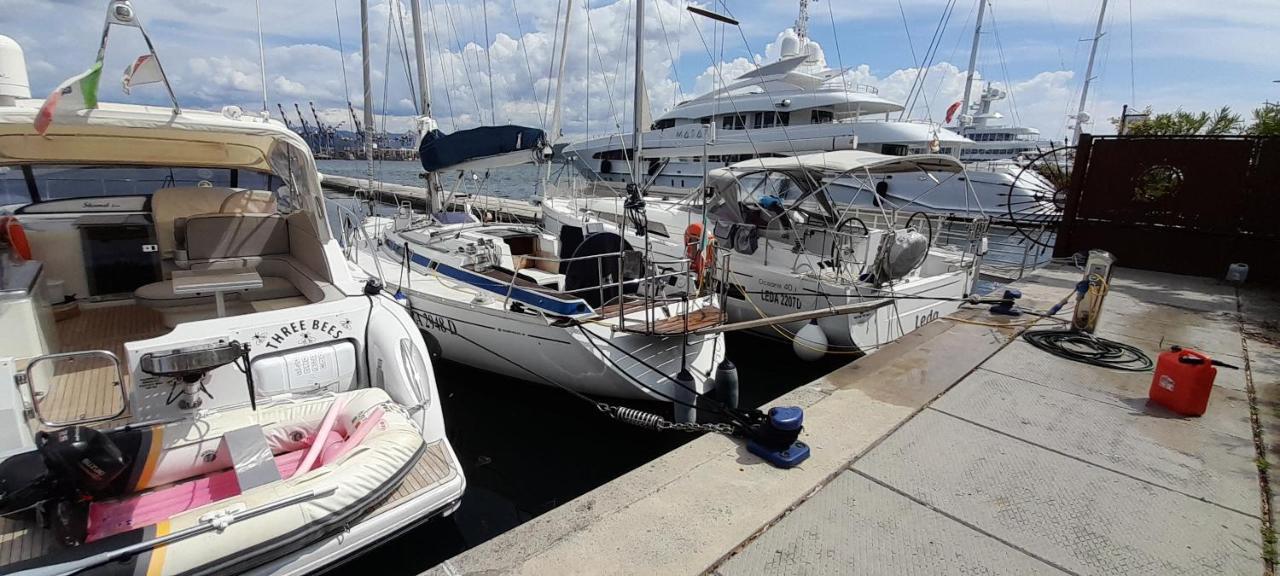 Hotel Bed And Boat Holiday La Spezia Exterior foto